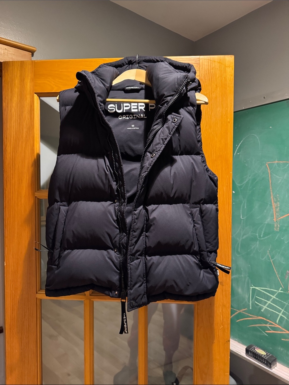 Aritzia Black Puffer Hooded Vest